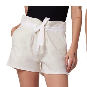HUDSON NWT Paperbag Shorts Size 30 White/Cream